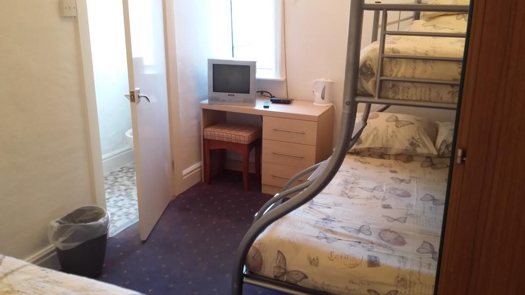 بلاكبول Airedale Hotel الغرفة الصورة